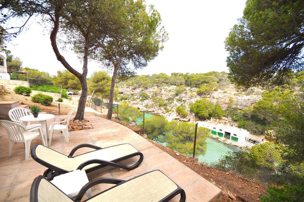 Houm Villa Cala Pi كالا بي الغرفة الصورة